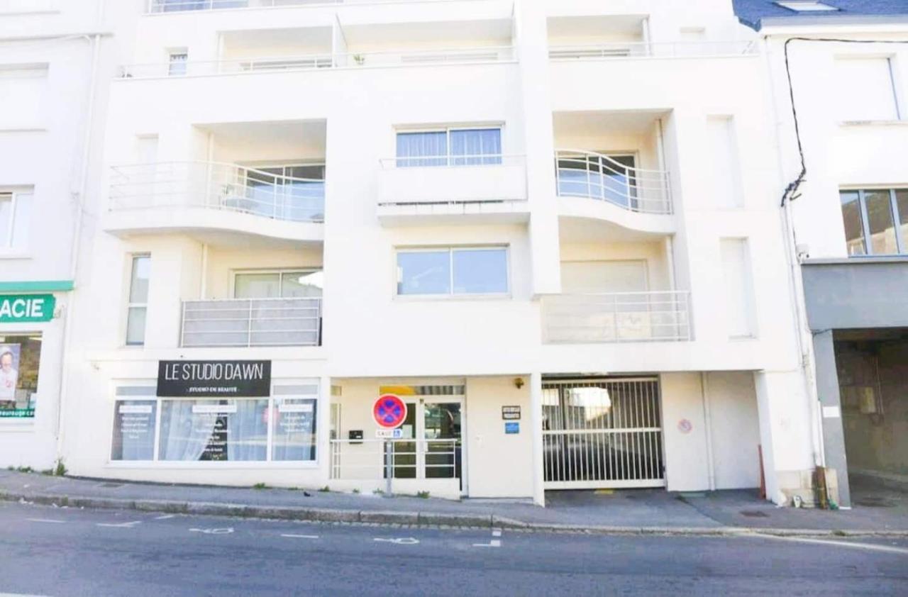 T3 Au Centre Ville Avec Balcon, Parking Gratuit Quimper Bagian luar foto